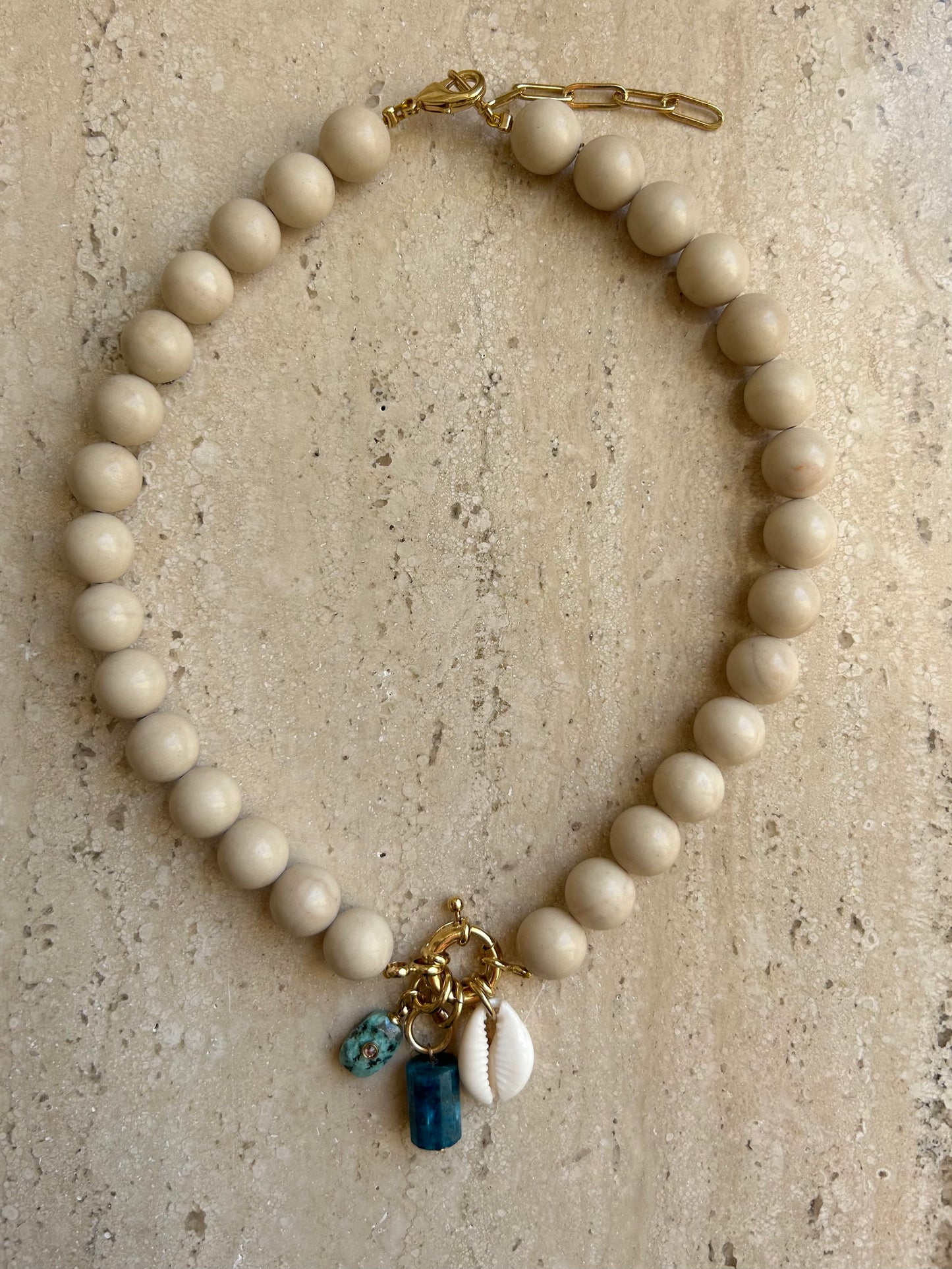 Collier Santa Teresa